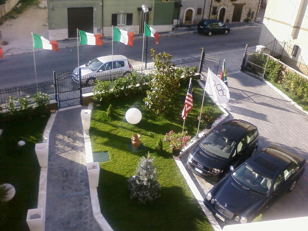 Hotel De Meis Capistrello Exterior photo